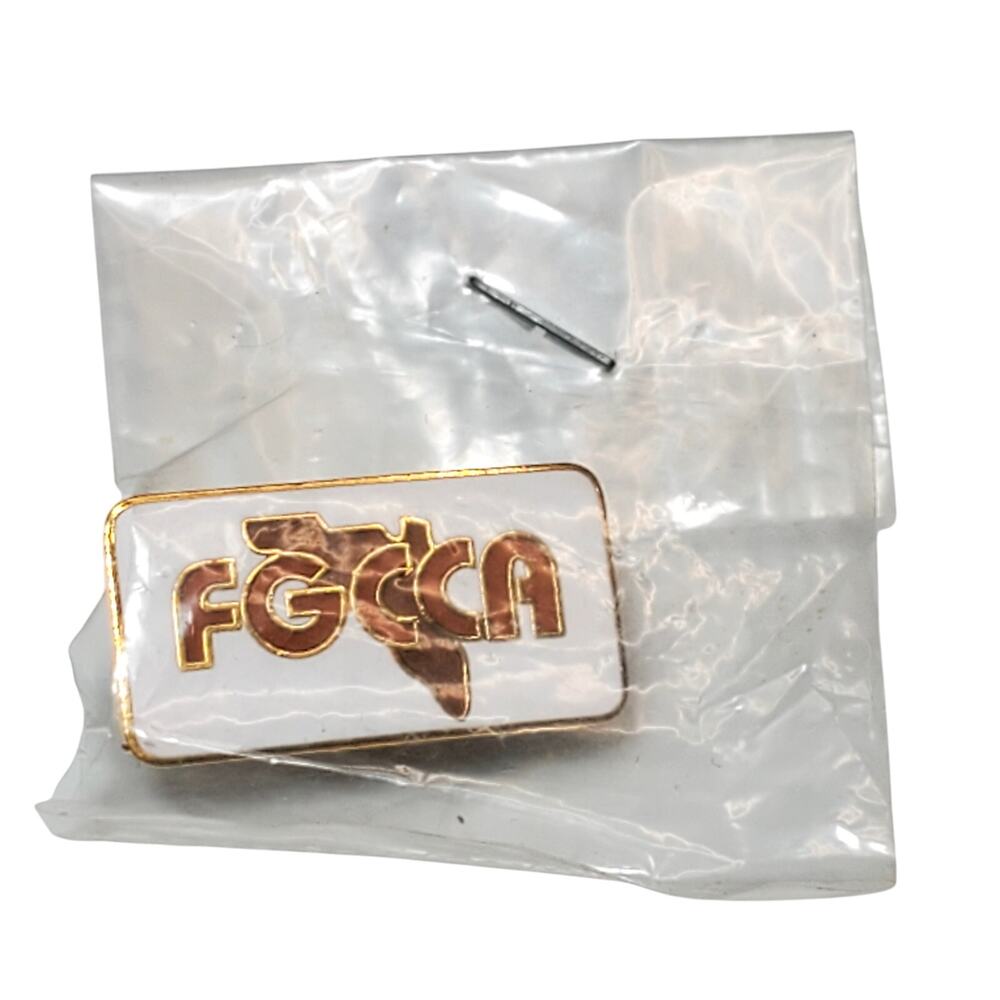 FGCCA Florida Enamel Lapel Pin Vtg 1" Gold Tone Unsigned